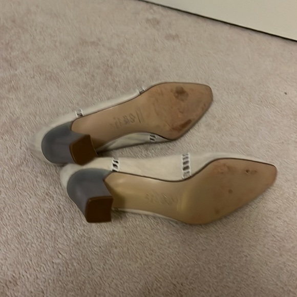 Shoes - Picture 6 of 8